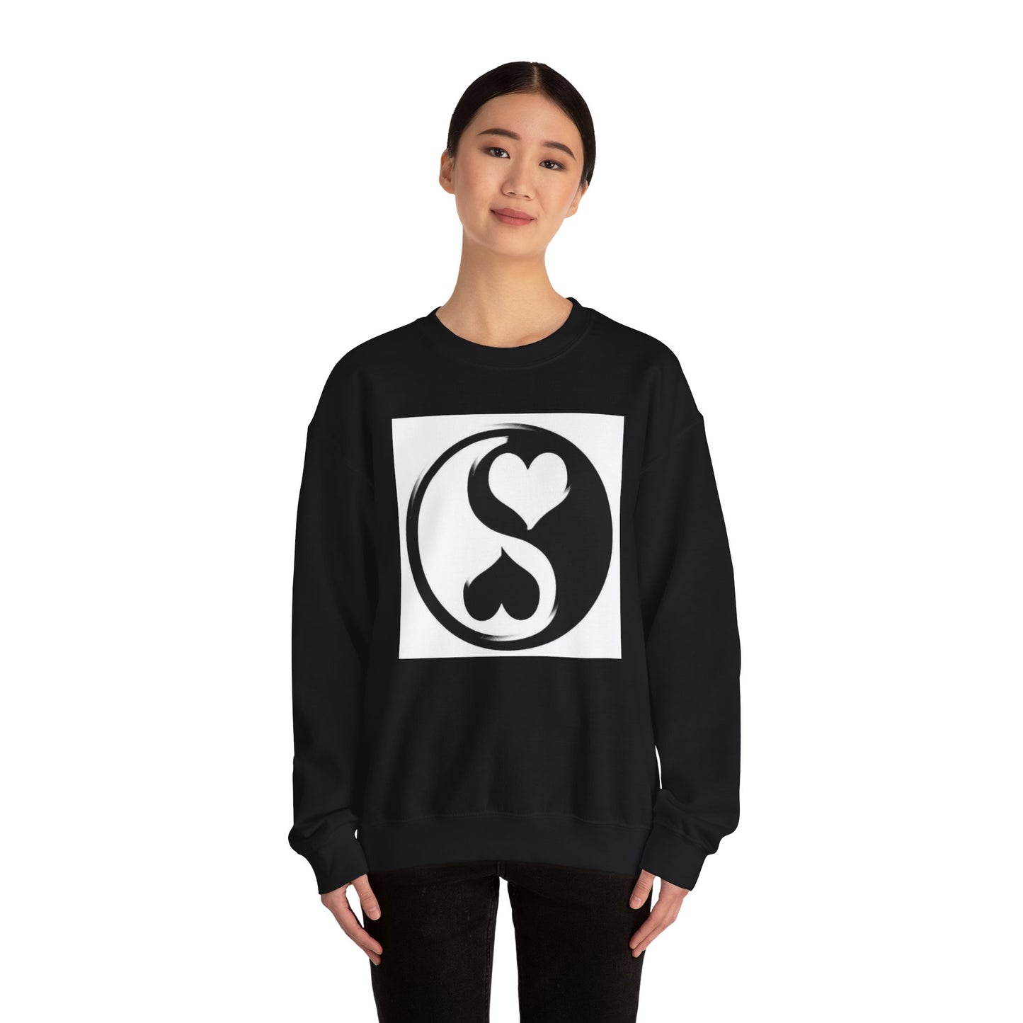 Women’s  Heavy Blend™ Crewneck Love Sweatshirt